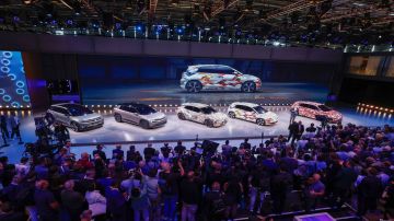 الشركات الصينية تواصل تحدي الأوروبيين في السيارات الكهربائية الشركات الصينية تواصل تحدي الأوروبيين في السيارات الكهربائية