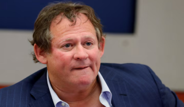 منصة عالمية: السعودية تطور أدوات الذكاء الاصطناعي لدعم طموحها الرقمي منصة عالمية: السعودية تطور أدوات الذكاء الاصطناعي لدعم طموحها الرقمي