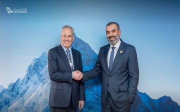 السعودية تبحث مع البيت الأبيض توسيع الشراكة في سياسات الذكاء الاصطناعي والابتكار السعودية تبحث مع البيت الأبيض توسيع الشراكة في سياسات الذكاء الاصطناعي والابتكار