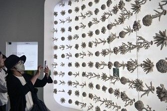 بقرار من ترمب.. الولايات المتحدة تفرج عن اثنين من طاقم ناقلة النفط الروسية المحتجزة بقرار من ترمب.. الولايات المتحدة تفرج عن اثنين من طاقم ناقلة النفط الروسية المحتجزة