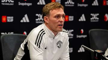 فليتشر يؤكد أنه سيقود مانشستر يونايتد في مباراة كأس الاتحاد الإنجليزي