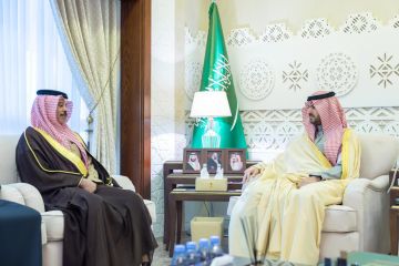 نائب أمير الشرقية يشيد بإنجازات لاعبي نادي قرية العليا الرياضي نائب أمير الشرقية يشيد بإنجازات لاعبي نادي قرية العليا الرياضي