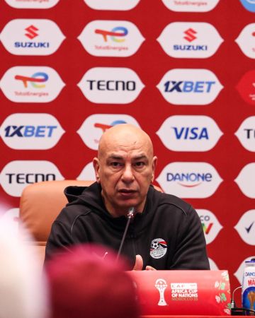 حسام حسن فخور بلاعبي مصر رغم الخسارة أمام نيجيريا حسام حسن فخور بلاعبي مصر رغم الخسارة أمام نيجيريا