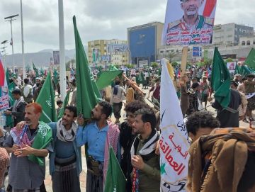 رسائل مظاهرات عدن.. رفض للفوضى وتمسك بمسار الاستقرار برعاية المملكة رسائل مظاهرات عدن.. رفض للفوضى وتمسك بمسار الاستقرار برعاية المملكة