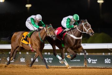 منافسات قوية شهدها الأسبوع الخامس عشر بموسم سباقات الرياض منافسات قوية شهدها الأسبوع الخامس عشر بموسم سباقات الرياض