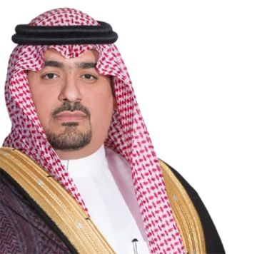 الإبراهيم: إبراز تجربة النمو التحولية كنموذج استثنائي