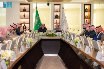 القصبي والعبدالكريم يشاركان في الاجتماع التاسع للجنة القانونية بالمركز الوطني للتنافسية