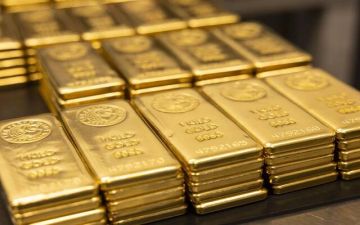 الذهب يبلغ مستوى قياسي جديد مدعوما بالطلب على الملاذ الآمن