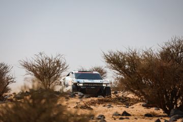 ناصر العطية يقترب من لقب جديد في رالي داكار السعودية