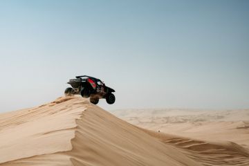 المرحلة الثامنة برالي داكار.. فارياوا يحقق أفضلية السيارات.. ودانية عقيل تظفر بالمرتبة الثانية