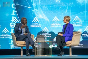 المدير العام لمنظمة العمل الدولية: الحوار الاجتماعي مفتاح الانتقال الآمن إلى الذكاء الاصطناعي