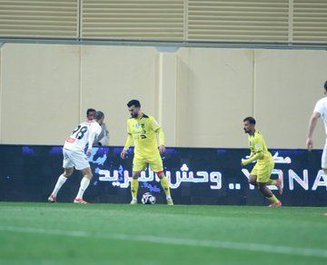 ريمونتادا مثيرة تمنح الحزم نقاط النجمة