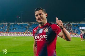 خاص.. طارق حامد يعود لضمك بشكل جديد