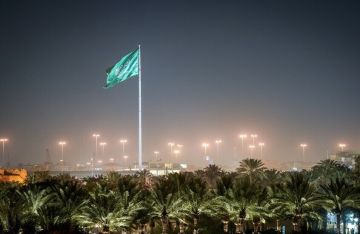 السعودية وتأثير حركة السوق والتقلبات الجيوسياسية على الاقتصاد السعودية وتأثير حركة السوق والتقلبات الجيوسياسية على الاقتصاد