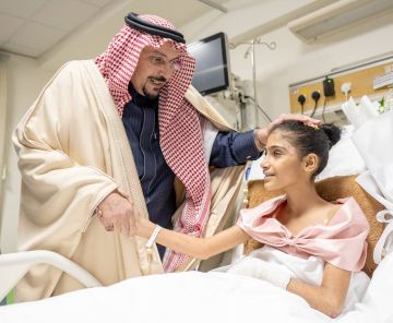 أمير القصيم يزور الطفلة العنود الطريفي ويطمئن على حالتها الصحية أمير القصيم يزور الطفلة العنود الطريفي ويطمئن على حالتها الصحية