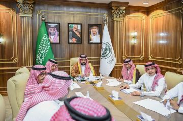 أمير منطقة جازان يرأس اجتماع اللجنة الإشرافية للأمن السيبراي