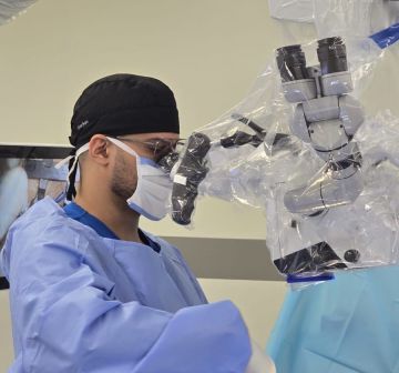 المدينة الطبية بجامعة القصيم تجري عملية نادرة لإزالة ورم ضاغط على الحبل الشوكي