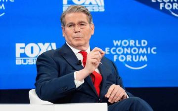 وزير الخزانة الأمريكي يقلل من مخاوف بيع السندات بسبب جرينلاند وزير الخزانة الأمريكي يقلل من مخاوف بيع السندات بسبب جرينلاند