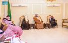 أمير جازان يعزي شيخ قبيلة بني شراحيل في وفاة شقيقته