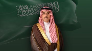 وزير الخارجية يتلقى اتصالا هاتفيا من وزير خارجية ماليزيا