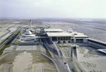 التهديد من البر.. العليمي يحذر من تأجيل المواجهة بعد استهداف الحوثيين للمطارات التهديد من البر.. العليمي يحذر من تأجيل المواجهة بعد استهداف الحوثيين للمطارات
