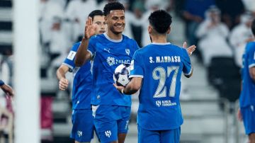 تأجيل مباراتي الهلال والرياض والشباب والاتحاد
