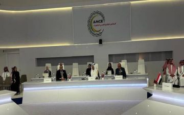 مصر تدفع نحو تفعيل السوق العربية للكهرباء.. مشروع ربط بين مصر والسعودية والأردن مصر تدفع نحو تفعيل السوق العربية للكهرباء.. مشروع ربط بين مصر والسعودية والأردن