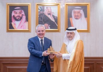 اتحاد الغرف يبحث تعزيز الشراكة الاقتصادية مع إيطاليا اتحاد الغرف يبحث تعزيز الشراكة الاقتصادية مع إيطاليا