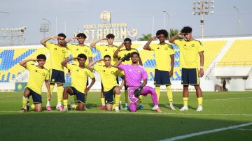 كريستيانو جونيور يحتفل بفوز النصر بالتحية العسكرية كريستيانو جونيور يحتفل بفوز النصر بالتحية العسكرية