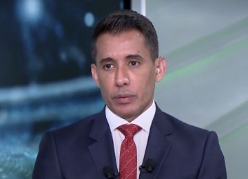 بتال القوس: فهد المفرج أنجز الكثير في فترة قياسية.. واستقطاب الكفاءات يتطلب الخبرة الرياضيةفيديو بتال القوس: فهد المفرج أنجز الكثير في فترة قياسية.. واستقطاب الكفاءات يتطلب الخبرة الرياضيةفيديو