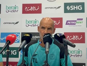 كريستيانو رونالدو يتوج بجائزة أفضل فائز بالكرة الذهبية عبر التاريخ كريستيانو رونالدو يتوج بجائزة أفضل فائز بالكرة الذهبية عبر التاريخ