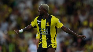 شكوك حول لحاق إيلينيخينا بمواجهة الهلال.. إصابة تنكد على مهاجم الاتحاد بعد معسكر نيجيريا شكوك حول لحاق إيلينيخينا بمواجهة الهلال.. إصابة تنكد على مهاجم الاتحاد بعد معسكر نيجيريا