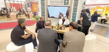 الخط العربي يبهر زوار معرض فرانكفورت الدولي الخط العربي يبهر زوار معرض فرانكفورت الدولي