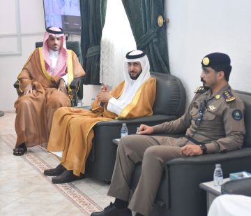 محافظ القطيف يقف ميدانيا على سير العمل في مركز صفوى محافظ القطيف يقف ميدانيا على سير العمل في مركز صفوى