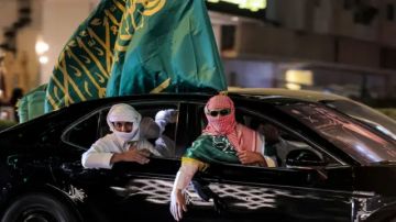 السعودية تؤجل مواسمها وفعالياتها الدولية، فما أثر ذلك على رؤية 2030؟ السعودية تؤجل مواسمها وفعالياتها الدولية، فما أثر ذلك على رؤية 2030؟