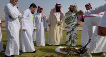 انطلاق مبادرة أرض القصيم خضراء في عيون الجواء انطلاق مبادرة أرض القصيم خضراء في عيون الجواء
