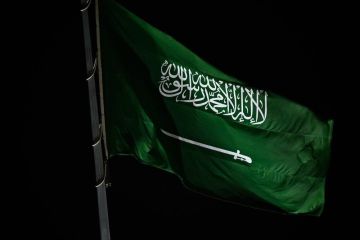 البرلمان الأوروبي يؤكد تضامنه مع السعودية ويدين هجمات الحوثيين