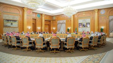 مجلس الوزراء يوافق على الانضمام إلى الصناديق الإنسانية لمنظمة التعاون الإسلامي مجلس الوزراء يوافق على الانضمام إلى الصناديق الإنسانية لمنظمة التعاون الإسلامي