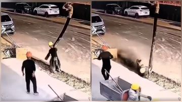 تفاصيل مأساوية لمقتل عامل بناء بسبب خرطوم خرسانة مضغوطة..فيديو تفاصيل مأساوية لمقتل عامل بناء بسبب خرطوم خرسانة مضغوطة..فيديو