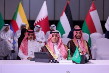 وكيل وزارة المالية للعلاقات الدولية يرأس وفد المملكة في اجتماع وزراء المالية العرب وكيل وزارة المالية للعلاقات الدولية يرأس وفد المملكة في اجتماع وزراء المالية العرب