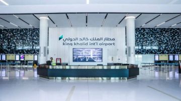 اعتراض وتدمير صاروخ كروز في محيط مطار الملك خالد اعتراض وتدمير صاروخ كروز في محيط مطار الملك خالد