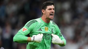 ريال مدريد يحسم موقفه: تجديد عقد كورتوا يقترب ريال مدريد يحسم موقفه: تجديد عقد كورتوا يقترب