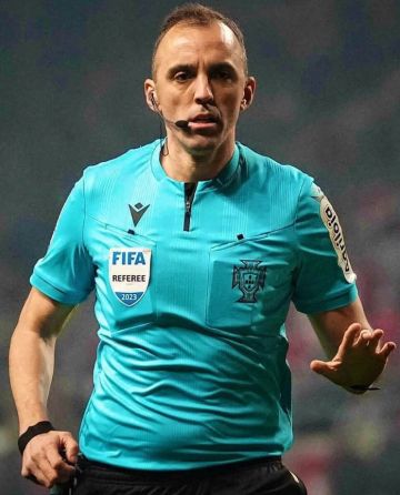 البرتغالي جواو بينيرو يقود مواجهة السعودية وقطر البرتغالي جواو بينيرو يقود مواجهة السعودية وقطر