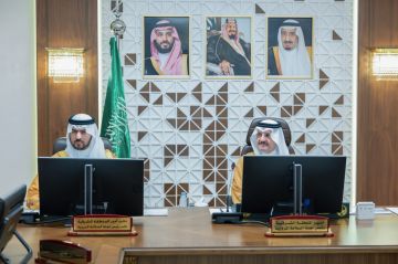 أمير الشرقية يترأس اجتماع لجنة السلامة المرورية بالمنطقة أمير الشرقية يترأس اجتماع لجنة السلامة المرورية بالمنطقة