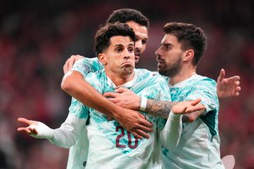 البرتغال تتوهج وتهزم الدنمارك برباعية البرتغال تتوهج وتهزم الدنمارك برباعية
