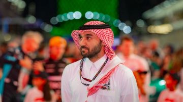 وزير الرياضة يهنئ القيادة والوطن بالتتويج بلقب خليجي 27 وزير الرياضة يهنئ القيادة والوطن بالتتويج بلقب خليجي 27