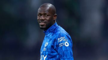 كوليبالي يكشف تعليمات إنزاجي بين شوطي مواجهة الهلال والقادسية