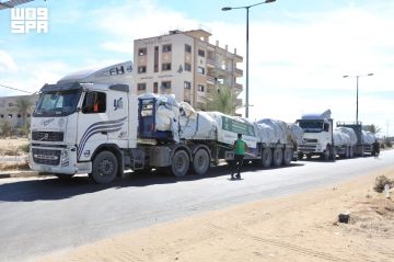 وصول قافلة مساعدات إغاثية سعودية جديدة إلى غزة وصول قافلة مساعدات إغاثية سعودية جديدة إلى غزة