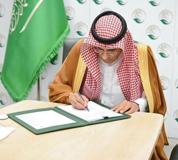 المملكة توقع برنامجا تنفيذيا مشتركا لإعادة تأهيل المباني التعليمية والمجتمعية في حمص المملكة توقع برنامجا تنفيذيا مشتركا لإعادة تأهيل المباني التعليمية والمجتمعية في حمص