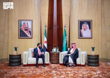 ولي العهد يلتقي رئيس الجمهورية العربية السورية ولي العهد يلتقي رئيس الجمهورية العربية السورية